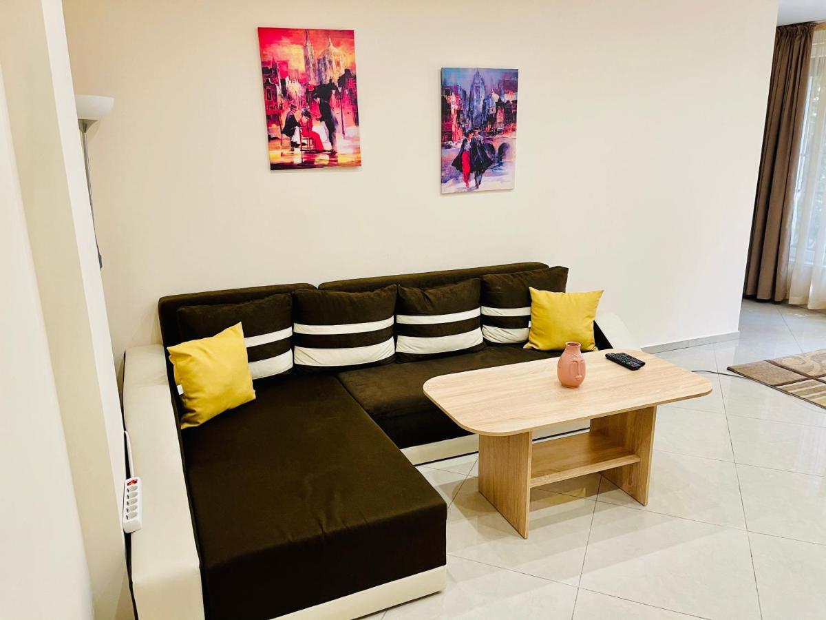Becentral! By Rv Apartments Varna Exterior photo